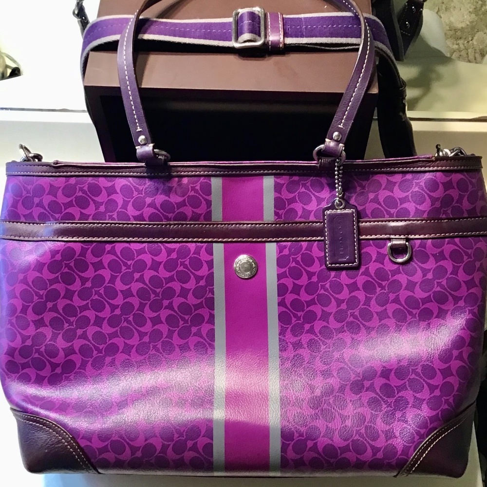 Coach Heritage  G1068-15134 Bag great condition